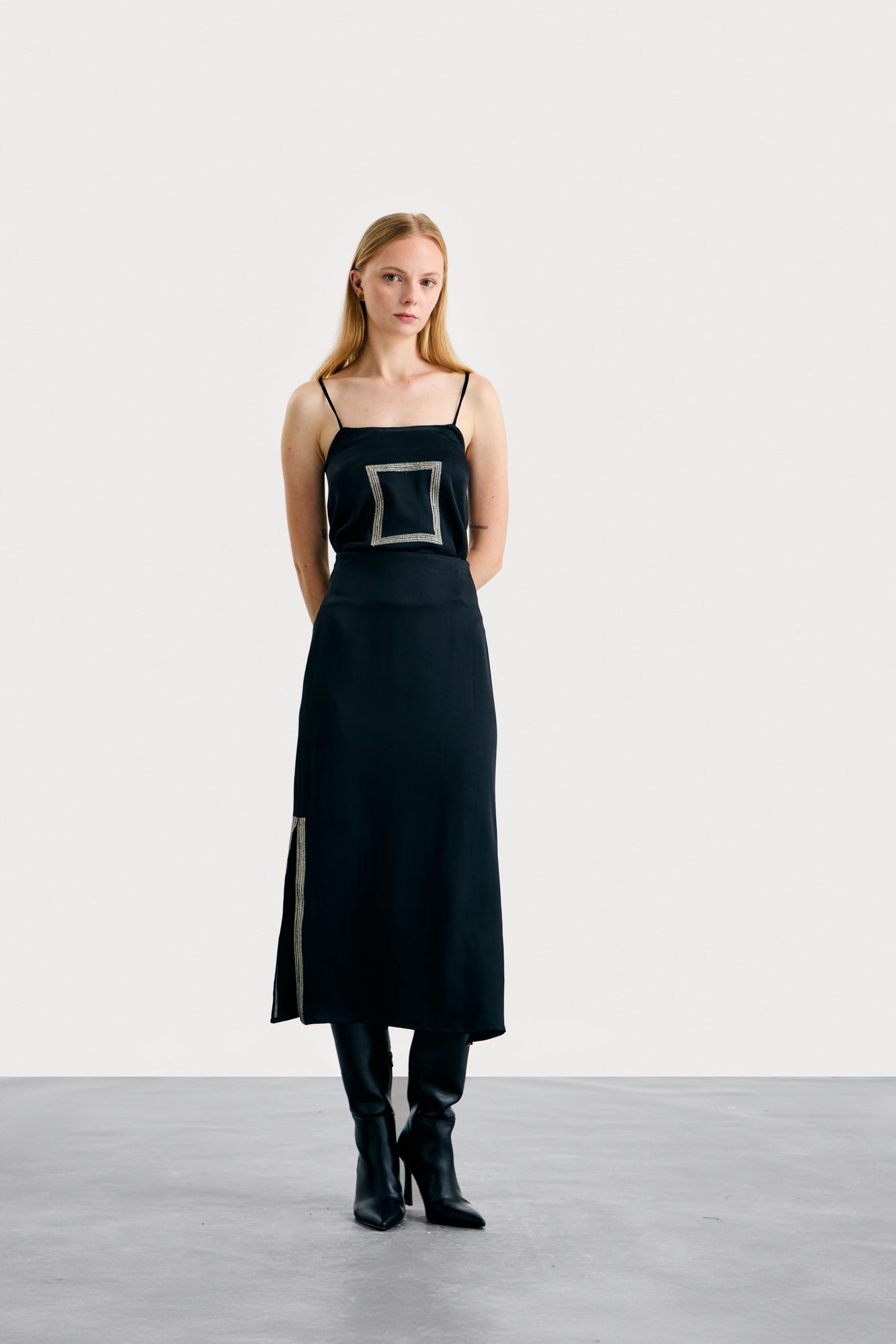 Black Lynn Slip Top
