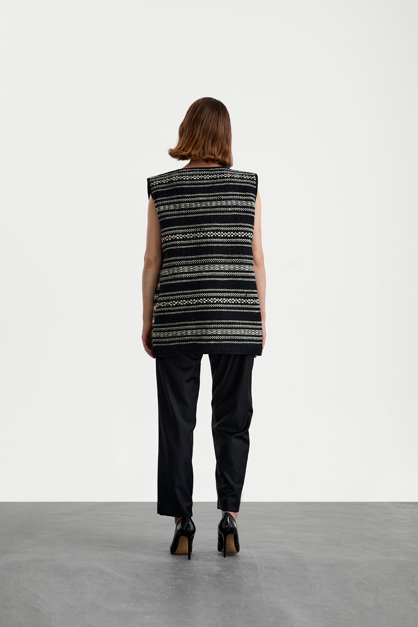 Black+Ivory Sadu Vest